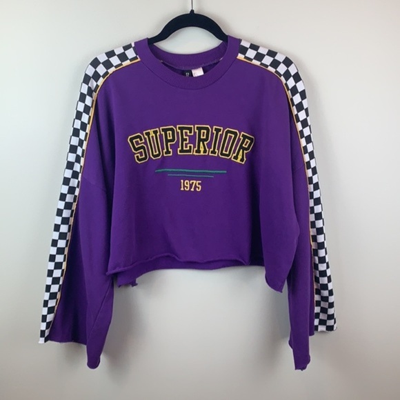 Divided H&M Purple Checkered Cropped Sweatshirt - Picture 2 of 5